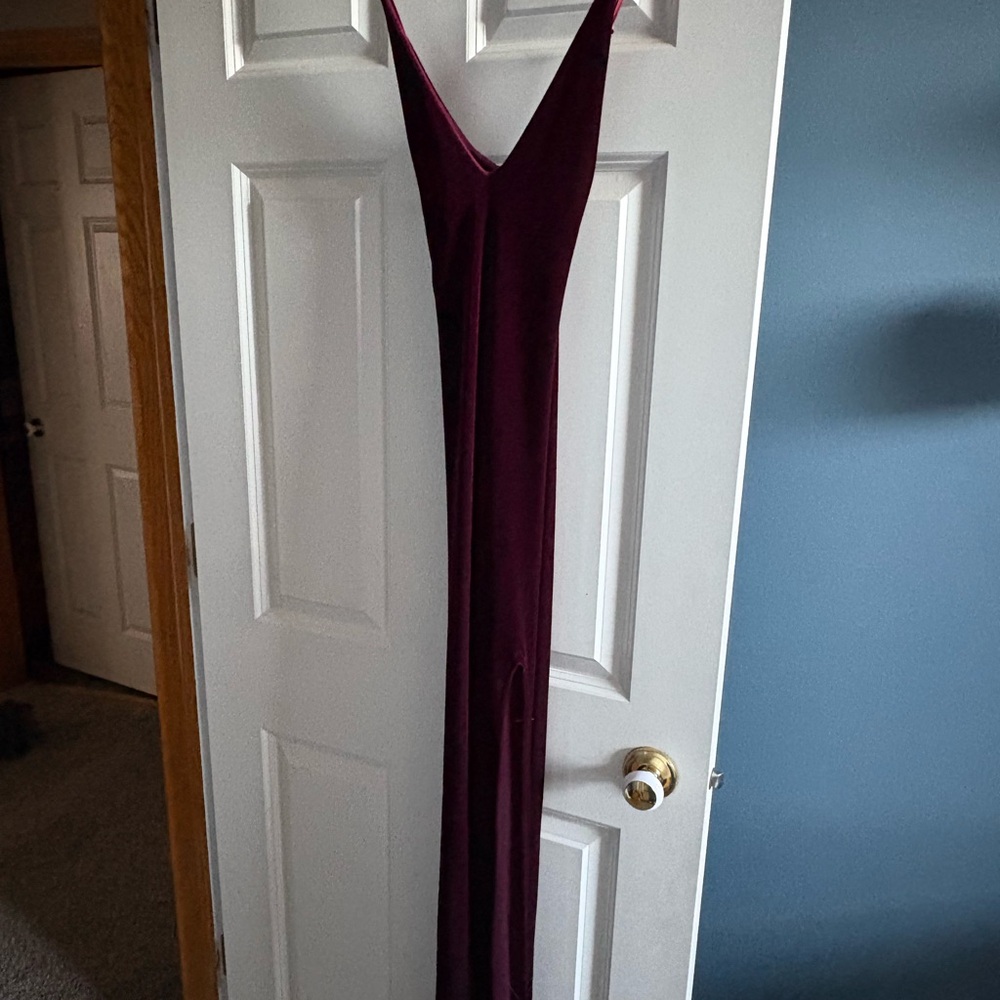 Teeze Me Sleeveless V-Neck Maxi Dress in Burgundy